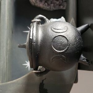 Mini Moonphase Cauldron